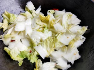 粉丝炒白菜步骤5