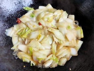 粉丝炒白菜步骤11