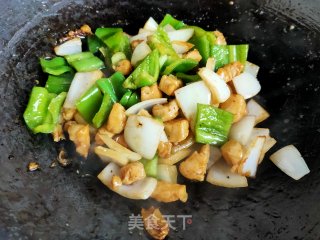 青椒鸡丁步骤9
