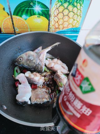 酱烧草鱼步骤10