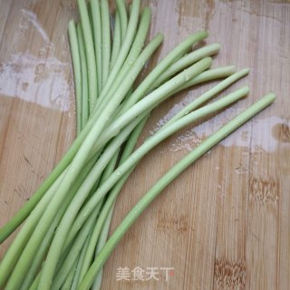 蒜苔炒猪肝步骤6