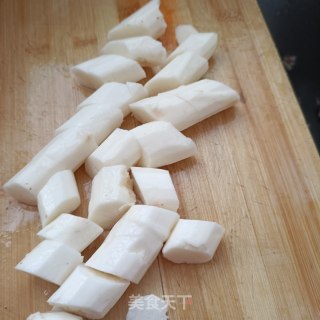 山药番茄炖牛肉步骤1