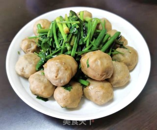 芹菜炒牛筋丸步骤7