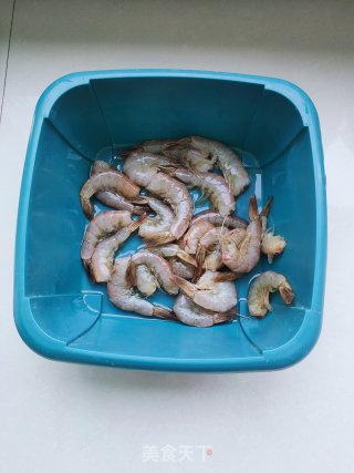 家常烧大虾步骤1
