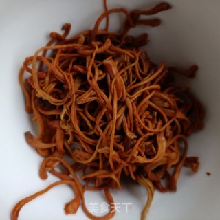 竹荪虫草花玉米炖鸽子步骤10