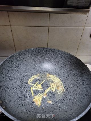 姜丝炒丝瓜步骤2