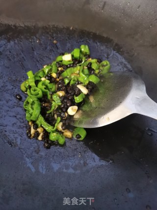 豆豉紫苏煮辣椒步骤4