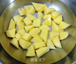 西红柿土豆青菜炖牛肉步骤7