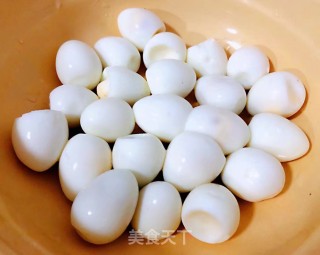 香菇鹌鹑蛋炖鸡腿步骤6