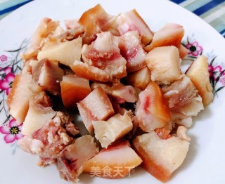 辣白菜金针菇猪头肉豆腐汤步骤5