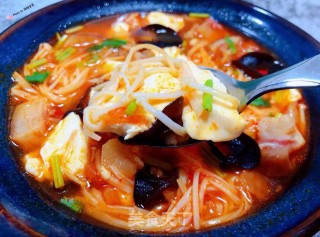 辣白菜金针菇猪头肉豆腐汤步骤14