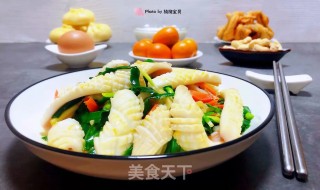 韭菜胡萝卜炒鱿鱼#家常小炒#步骤15