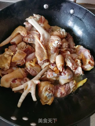 酱焖鸡步骤3