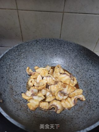 香菜炒脆鲩鱼步骤6