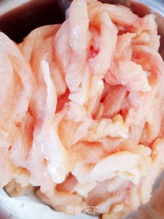 四季豆鸡丝步骤1