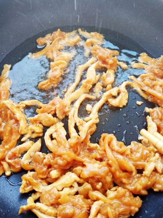 四季豆鸡丝步骤6
