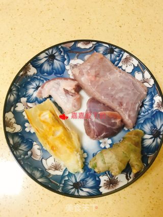 咸鱼蒸猪肉步骤1