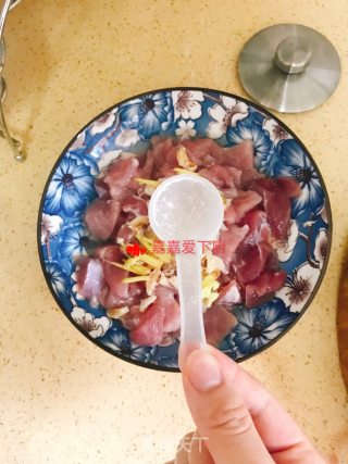 咸鱼蒸猪肉步骤4