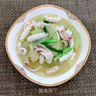 黄瓜炒鲜鱿鱼步骤11