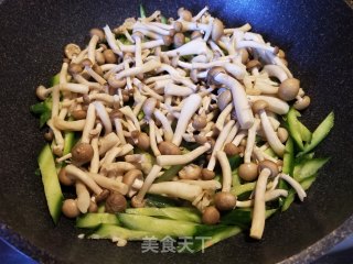 炒红薯粉步骤9