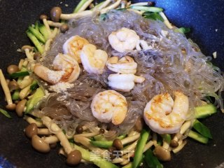 炒红薯粉步骤11
