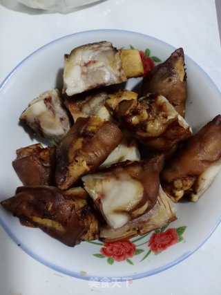 芹菜猪蹄步骤1
