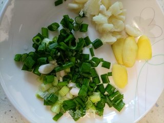 肉末粉条煲步骤1