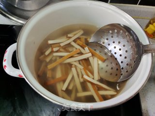 肉末香干步骤3