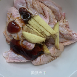 咸蛋黄焗鸡翅步骤2