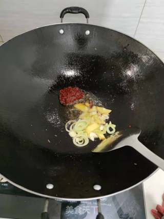 红烧鳊鱼步骤3