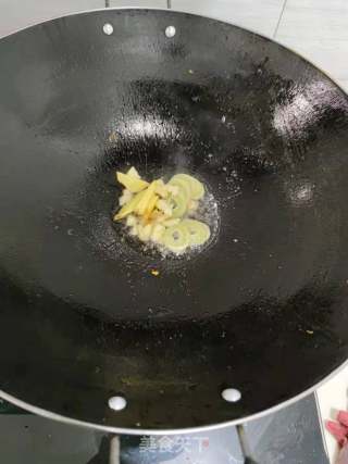 红烧鳊鱼步骤2