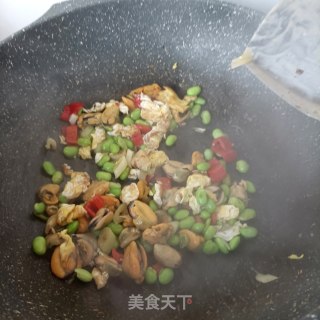 鸡蛋淡菜炒毛豆步骤19