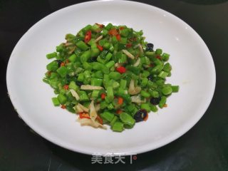 豆豉辣椒炒东苋菜杆步骤9
