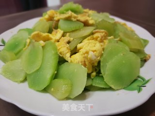 莴笋炒鸭蛋步骤8