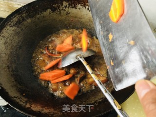 家庭版红烧肉大烩菜步骤5