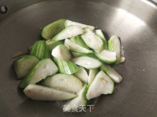 油蛤炒丝瓜步骤5