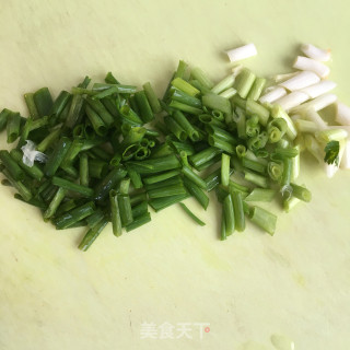 虾仁煎鸡蛋步骤2