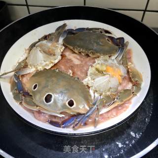 膏蟹蒸肉饼步骤4