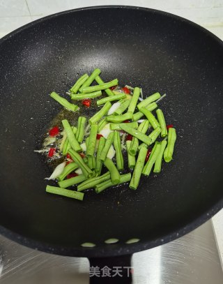 豆角炒牛柳步骤8