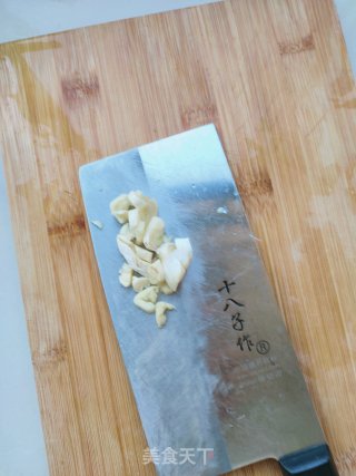 白玉菇西红柿炒鸡蛋步骤4