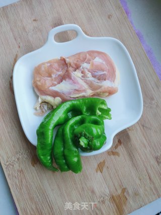 家常小炒肉步骤1