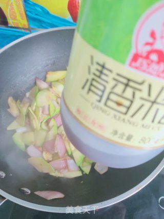 洋葱炒葫芦片步骤11