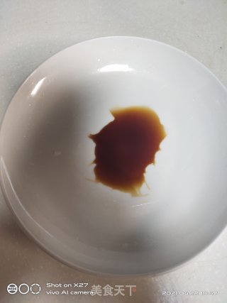 五花肉洋葱炒蒜薹步骤4