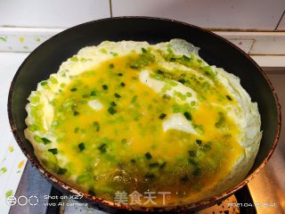 平底不粘锅_蒜薹煎蛋步骤5