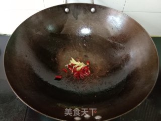 杏鲍菇炒肉丝步骤7