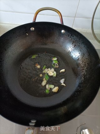 辣椒炒粉肠步骤5