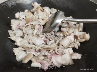 猪肉肉炒芹菜步骤5