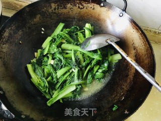 蒜蓉小白菜步骤5
