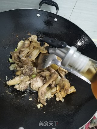鲍鱼烧鸡步骤6