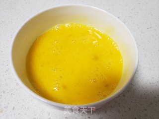 青椒丝炒鸭蛋步骤2